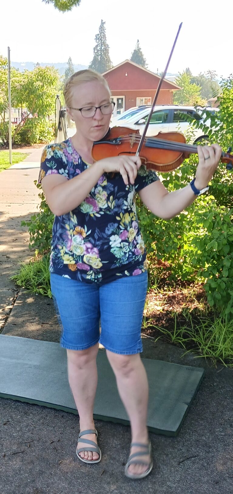 Summer fiddling