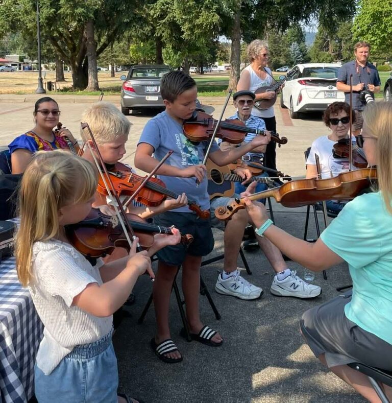 District 10 jam